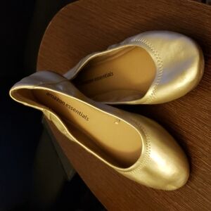Amazon Essential Women’s Gold Belice Ballet Flat Size 6W NWOT